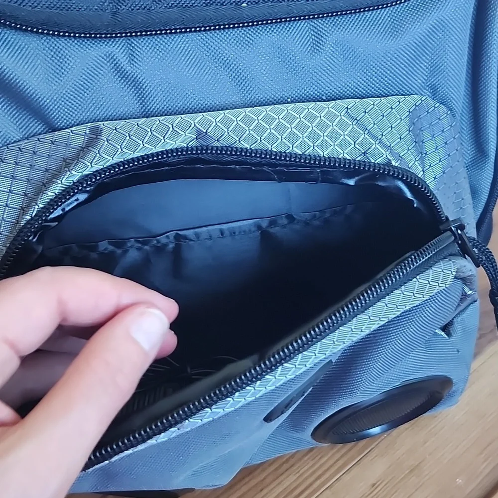 Don Julio 1942 - Cooler bag With 2 Speakers. - Picture 8 of 10